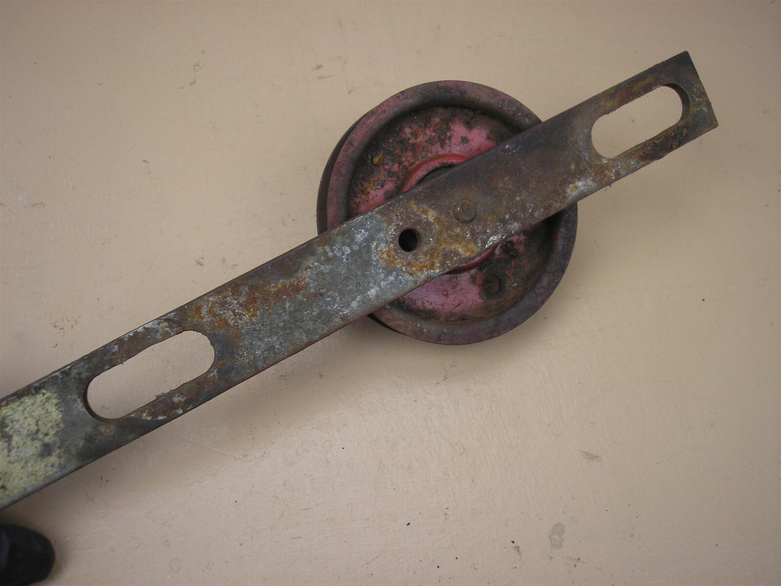 Wheel Horse 416H 0542MR03 42" Rear Discharge Mower Deck Idler Pulley 106120 eBay