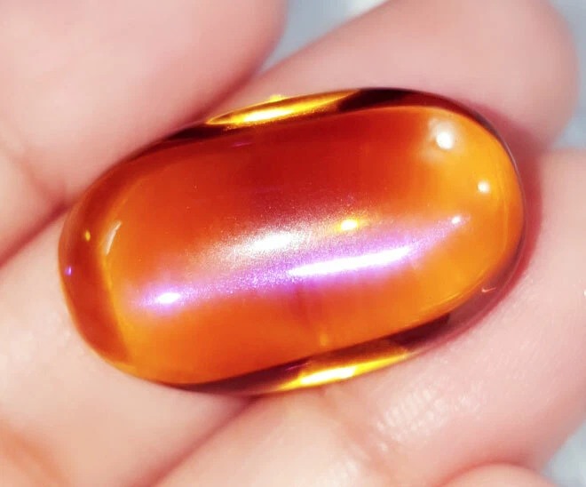 Gema certificada de piedras preciosas sueltas de ópalo sintético negro y dorado australiano de 30,24 quilates Foto 4 de 4