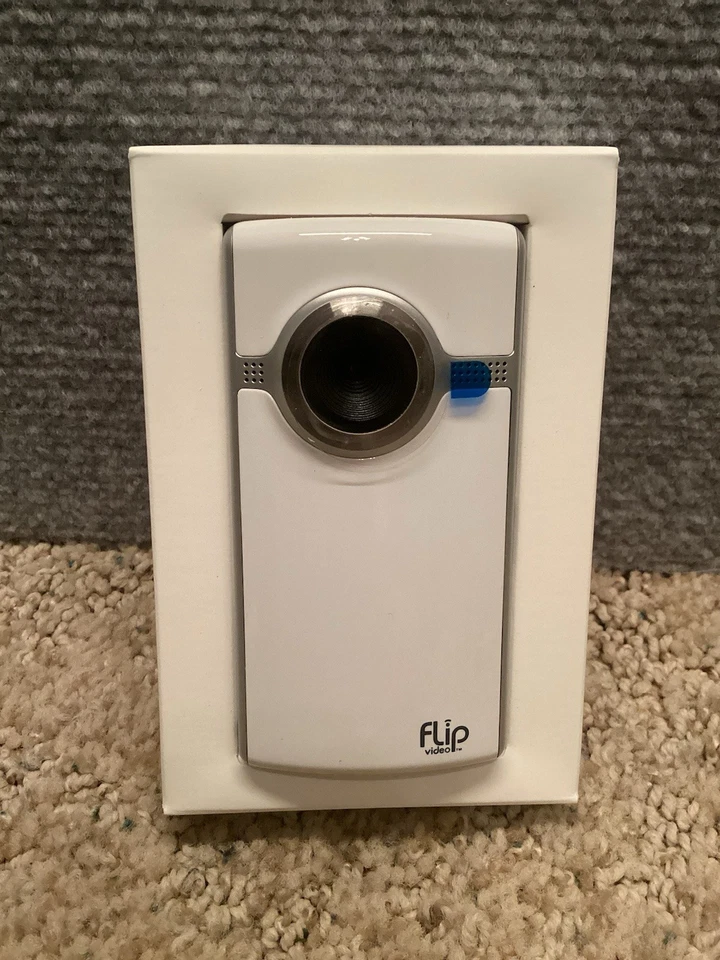 Cisco Flip - Video UltraHD Video Camera - U260W New - 4GB - NOS - Image 2 of 4