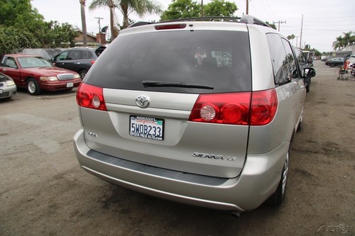 2007 Toyota Sienna LE 7-Passenger - Picture 7 of 24