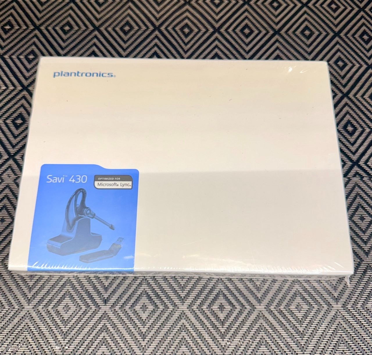 * SEALED* Plantronics SAVI 430 Wireless Headset