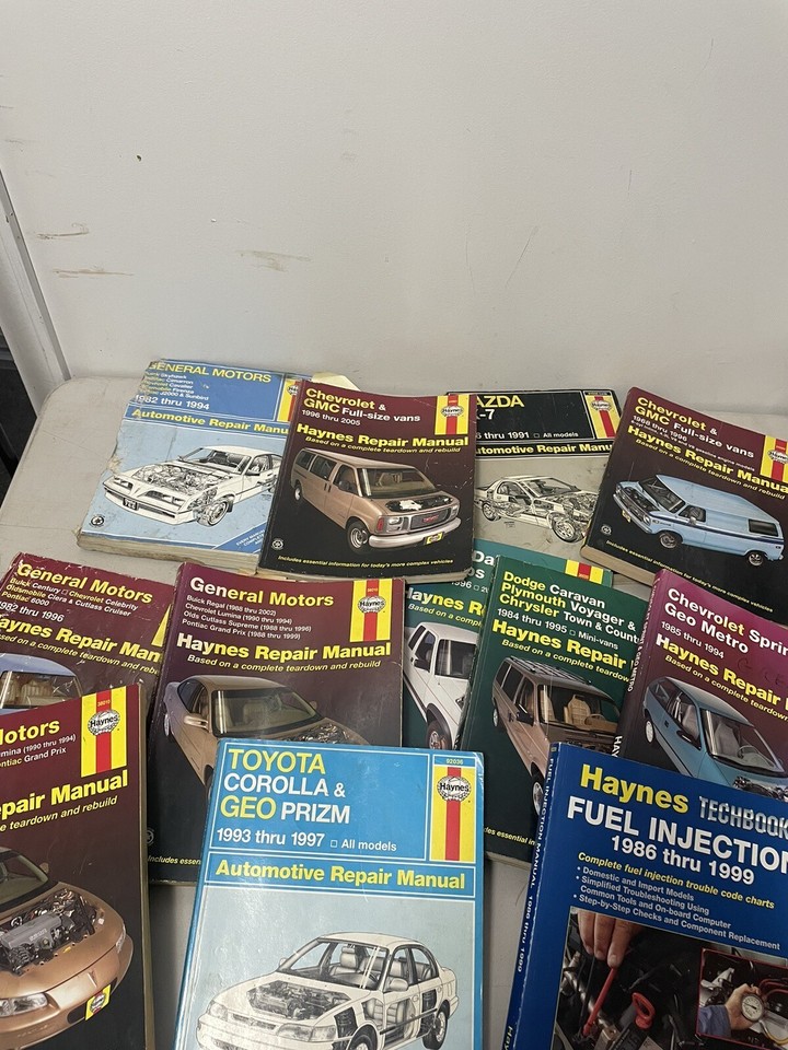 HAYNES Auto Repair Manuals And Techbooks Lot Of 12 Books EBay haynes-auto-repair-manuals-and-techbooks-lot-of-12-books-ebay