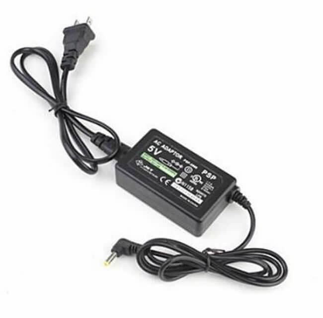 Batteria 2400mAh Per Sony PSP-2000/3000 &ndash; Modello PSP3000/TDD30 &ndash; Colore Nero