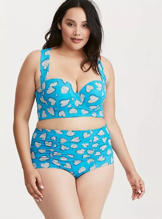 NWT TORRID SIZE 0 BLUE W ITH WHITE HEARTS PRINT HALTER BIKINI TOP