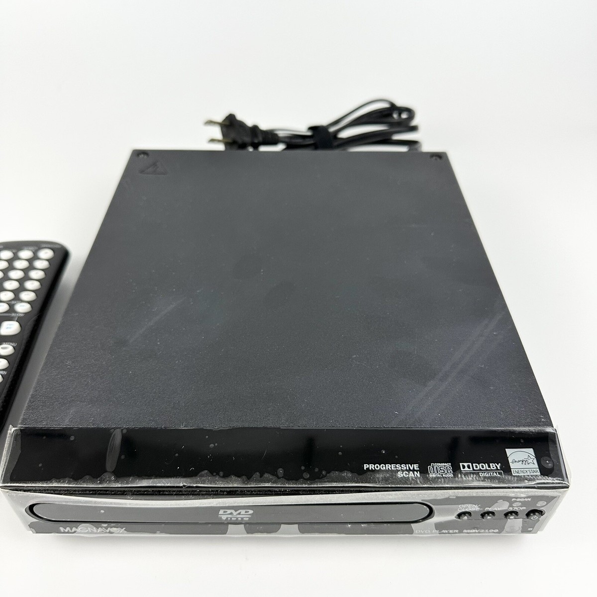 Magnavox MDV2100 F7 DVD/CD Player With Remote & Video Cables