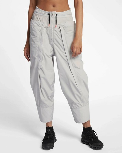 NikeLab ACG Cropped 3/4 Cargo Pants 