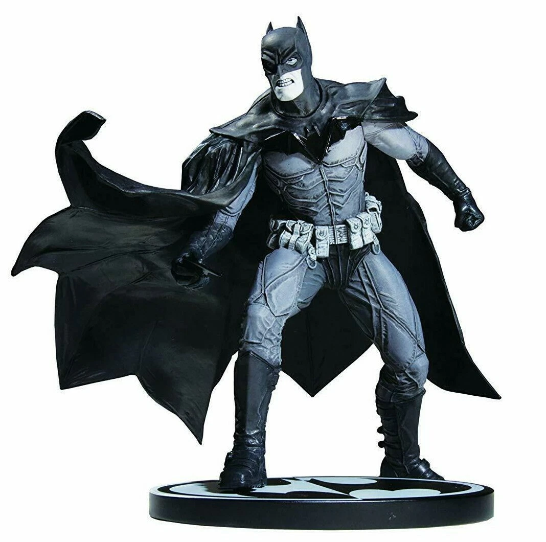 Lee bermejo sale batman figure