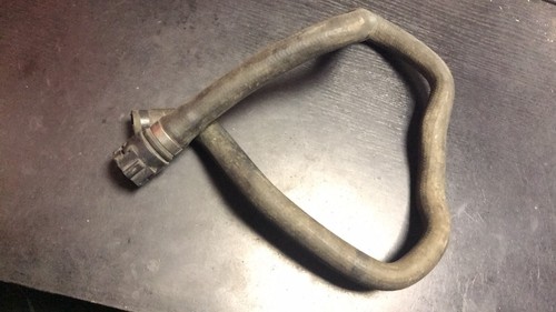 BMW 5er E39 Schlauch Kühler-Ausgleichsbehälter Wasserschlauch 8378369