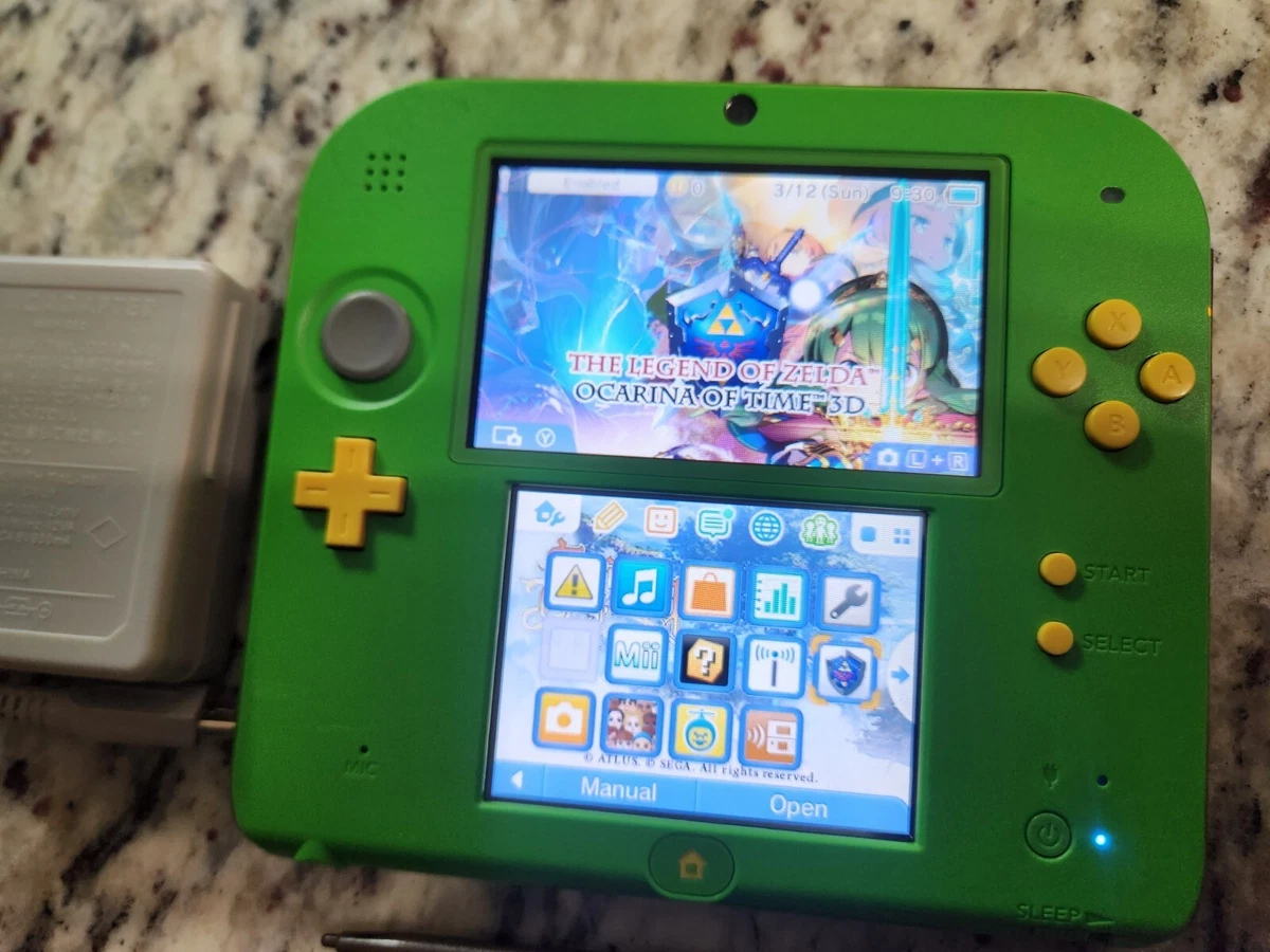  Nintendo 2DS - Legend of Zelda Ocarina of Time 3D : Video Games