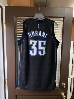 2011-12 OKC Thunder #35 Kevin Durant LIMITED EDITION NBA