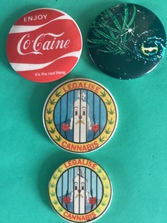 4 Vintage 1970s Drug Slogan Pin Badges