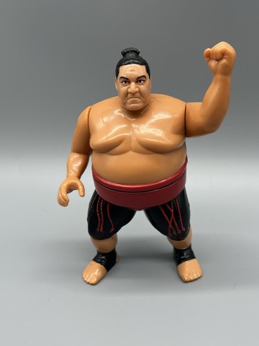 Hasbro WWF Yokozuna Series 8 Wrestling Action Figu...