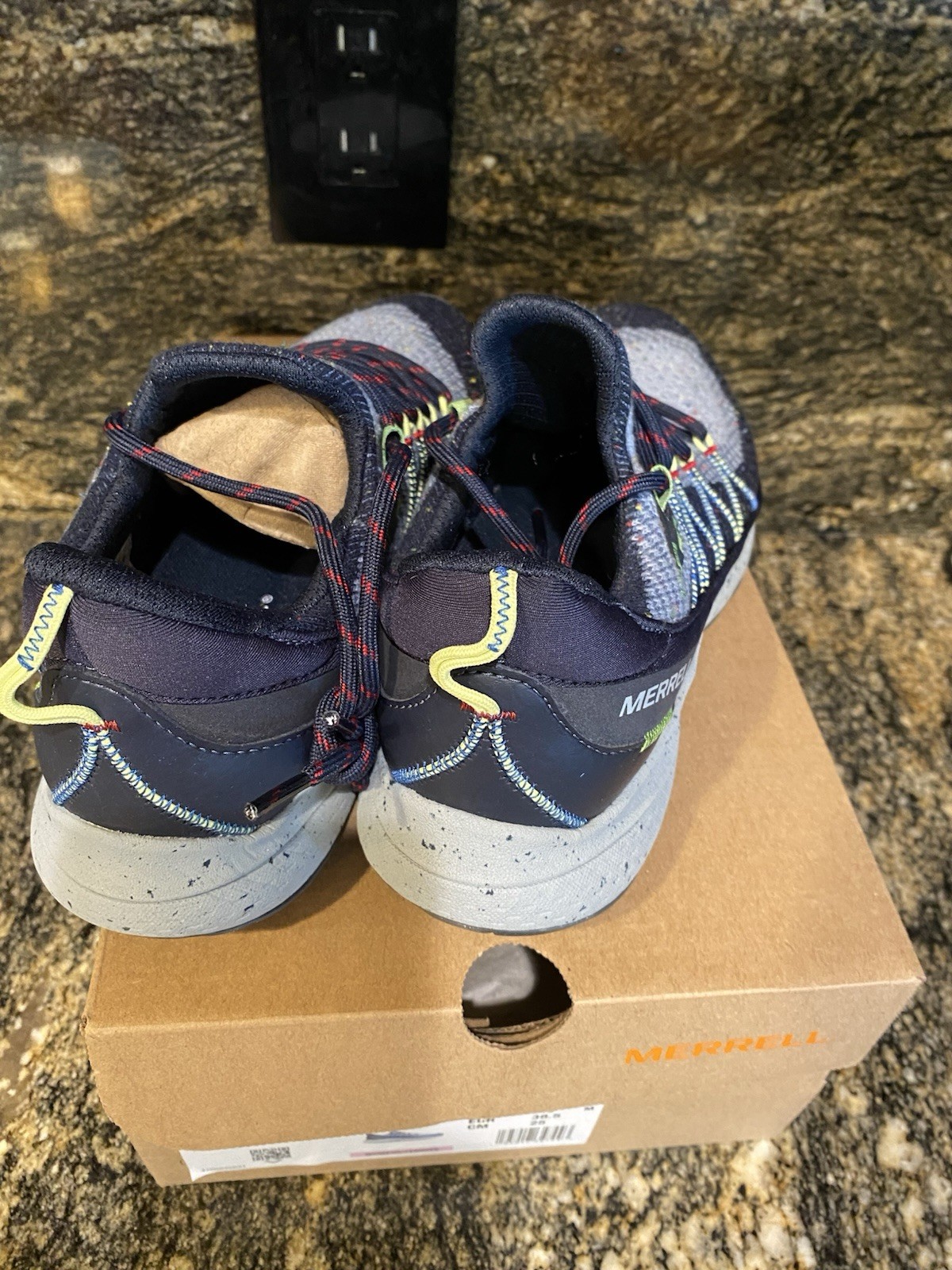 Scarpe da trail running Merrell Bravada 2 nuove da donna taglia 8