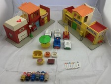 1973 Fisher Price Play Family Village Main Street 997 in Good Cond FREE SHIP