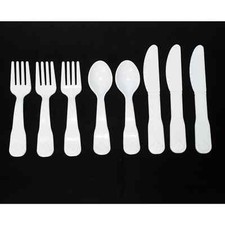 Lot of 8 Vintage Fisher Price Pretend Fun With Food White Spoons Forks  Knives 