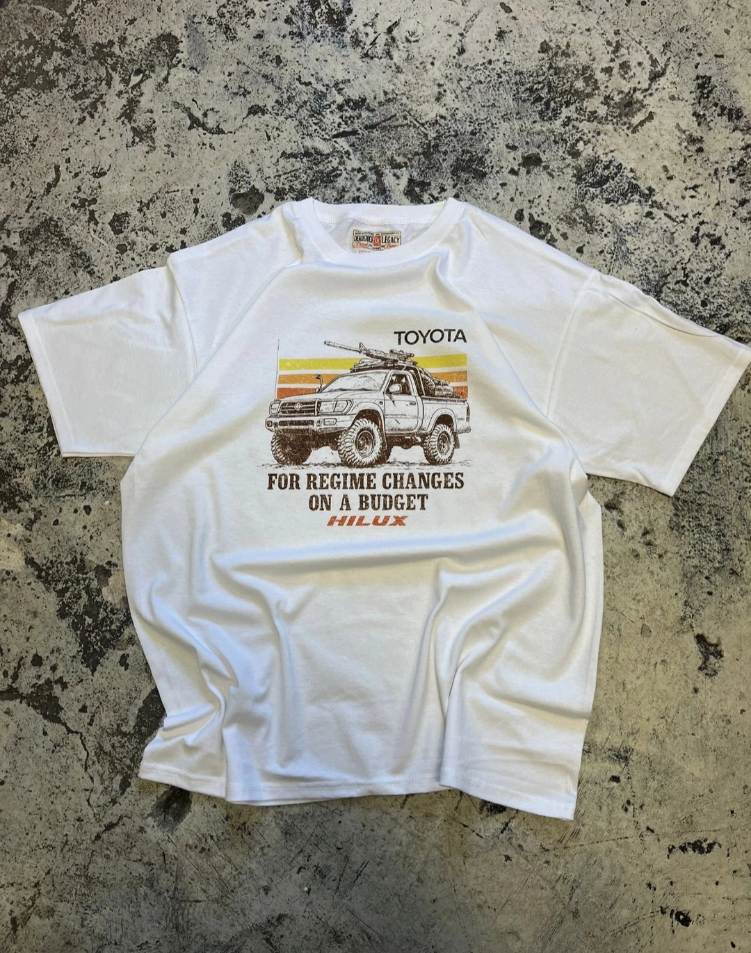 Retro Graphic T-Shirt Tee – Toyota Hilux – Oversized Boxy Fit – Vintage Inspired