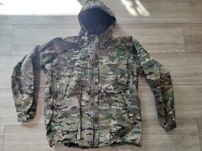Patagonia MARS PCU Level 6 Gore-Tex Jacket Multicam Large Military Tactical