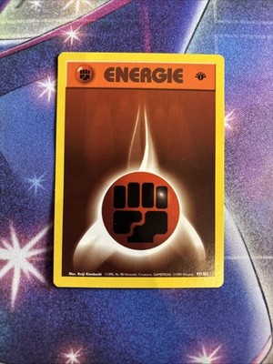 (VP) German Fighting Energy  (Energie) 97/102 1st Edition Base Set Pokemon VLP