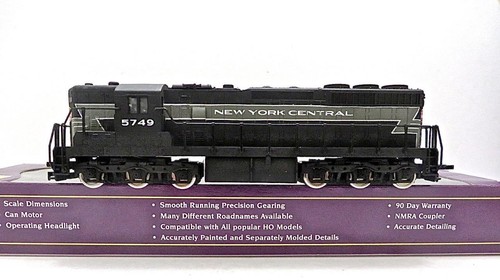 HO IHC Premier 3826 New York Central SD-24 cabina diésel motorizada 5749 nuevo stock antiguo | Zustand: New