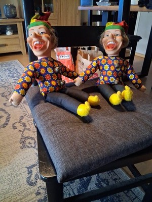 2 alte Kasperpuppen Clown / Narr Figur
