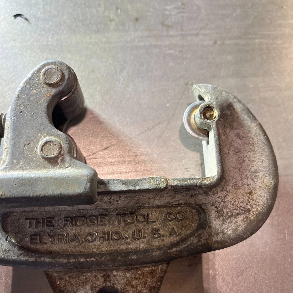 Ridgid Pipe Cutter No. 0  5/8'" to 2"-1/8" Made In USA - Image 4 of 4