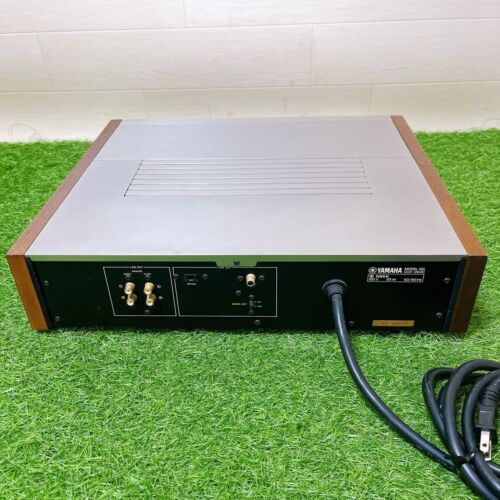 YAMAHA CDX-2000 Natural Sound CD Compact junk - Picture 9 of 10