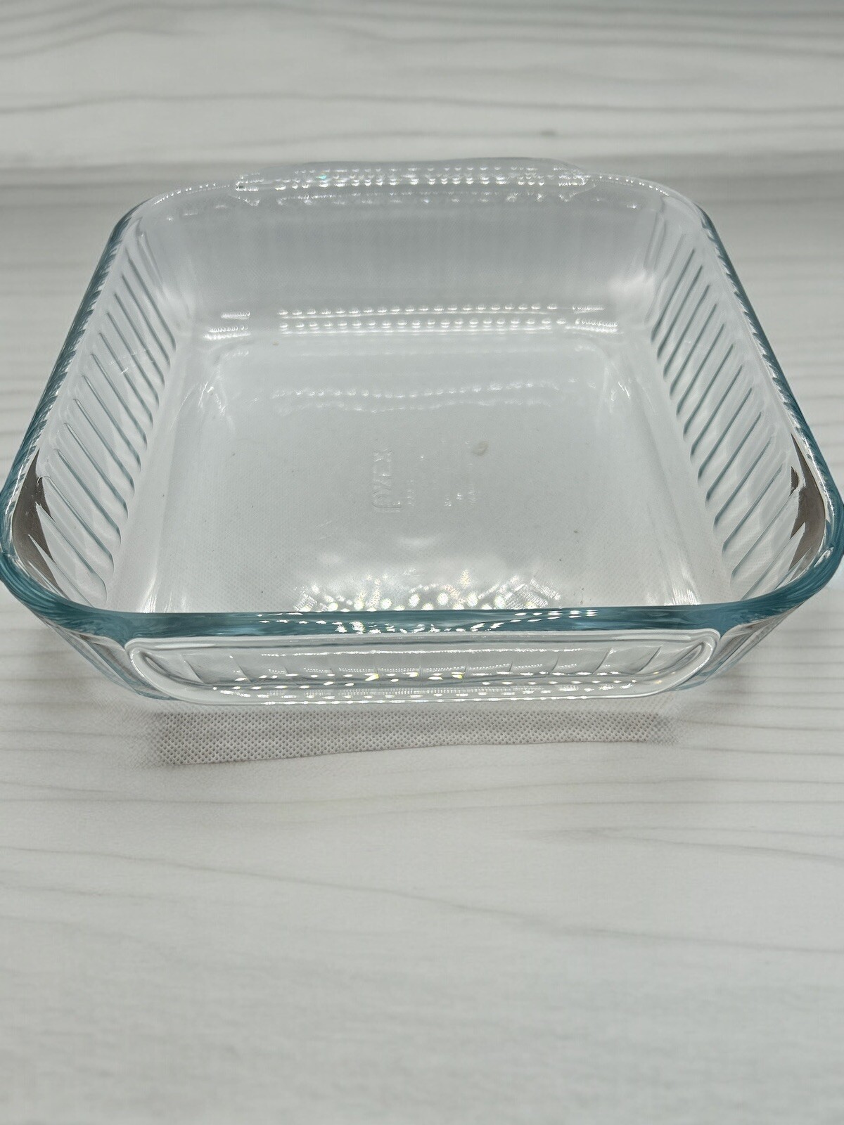 Pyrex 222-S Casserole Baking Dish 8