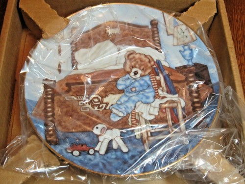Lovable Teddies Plate Michael Hague 1984 Collector Bear COA TEDDIES PLATE VTG - Picture 3 of 6