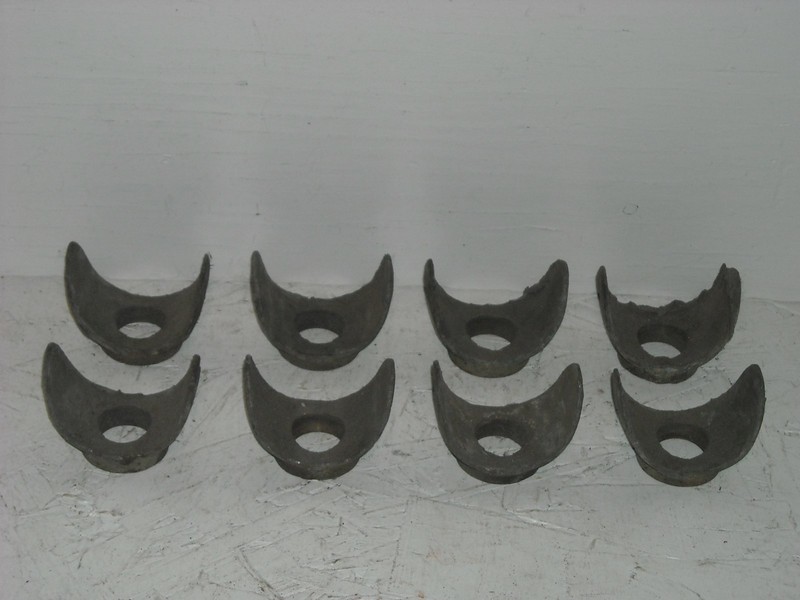 8 threaded brass collars.