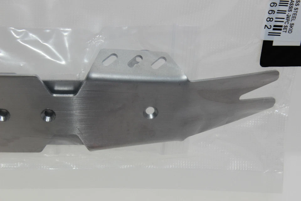 GPM ERZSP1OC Racing Stahl Skid Platten komplett  E-Revo VXL 2.0 NEU in OVP  - Bild 4 von 4