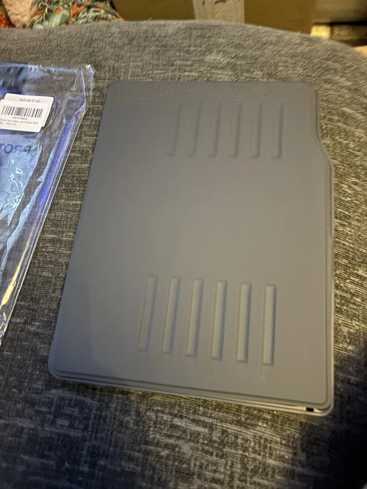 iPad 5/6 Protective Case - Image 4 of 4