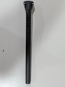 ENVE Twin Bolt Carbon Seatpost 25.4mm, 400mm Length 25mm Offset