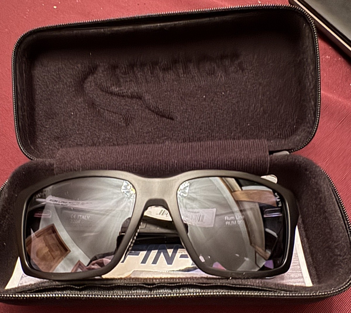 Gafas de sol Fin Nor Rum Line mate negro gris lentes de policarbonato
