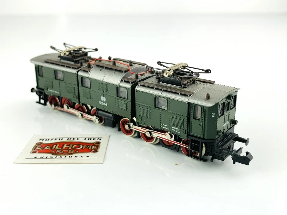 CS101 ROCO N 23230 - LOCOMOTORA ELÉCTRICA DB BR 19 1011-6 - Imagen 4 de 4