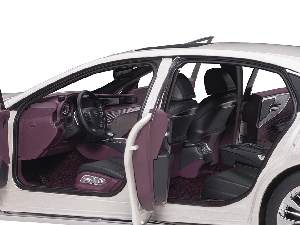 Lexus LS500h Sonic Blanco Metálico con Interior Carmesí y Negro Modelo Coche 1/18 Foto 4 de 4