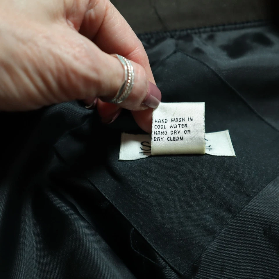 Chaqueta Bomber Selene Sport Seda Para Mujer 1X Negra Fin de Semana Atletismo Minimalista Foto 3 de 4