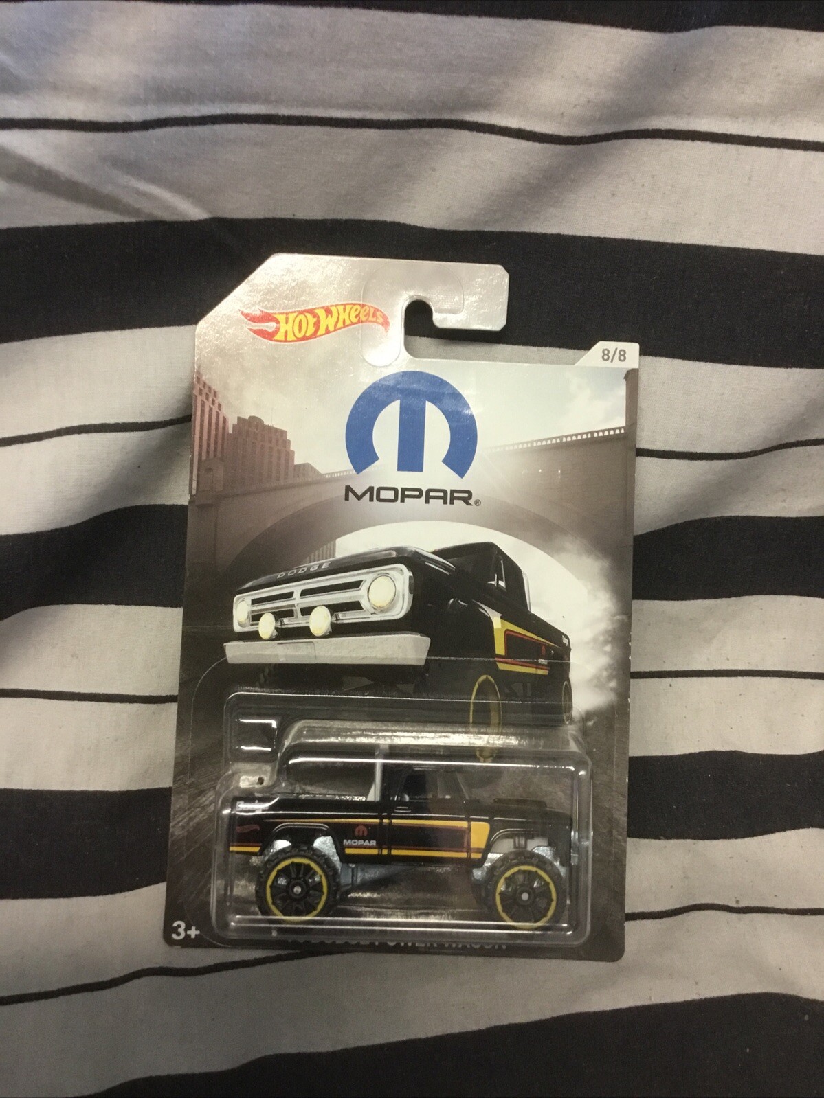 Picture 1 of 3