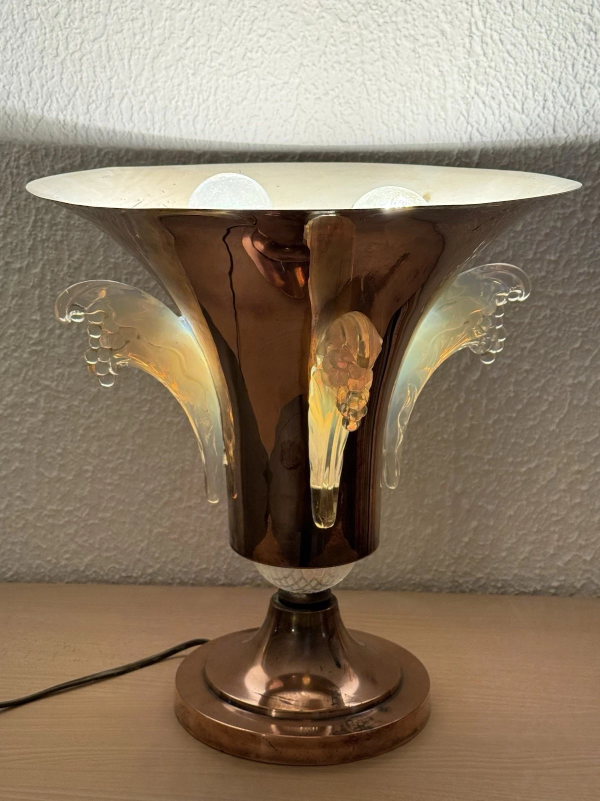 Lustre Art Déco Du 20è Siècle En Cuivre Lampe De Table Avec Verre Lalique