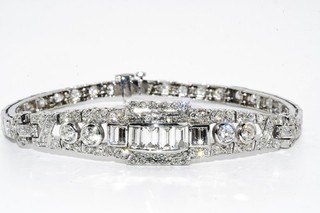 $45 000 Platinum 8.10CT Natural Diamond 3 Row Statement Bracelet Authentic "VS"