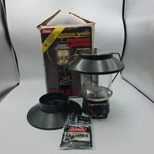 COLEMAN 5154A700 2 MANTLE PROPANE LANTERN W/BASE