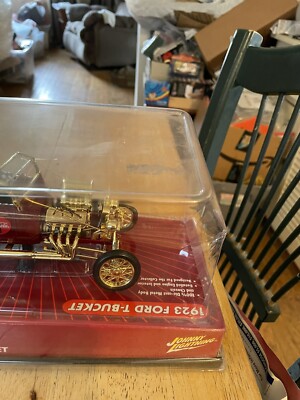 Johnny Lightning - Coca-Cola Brand - 1923 Ford T-Bucket 1:18 Scale