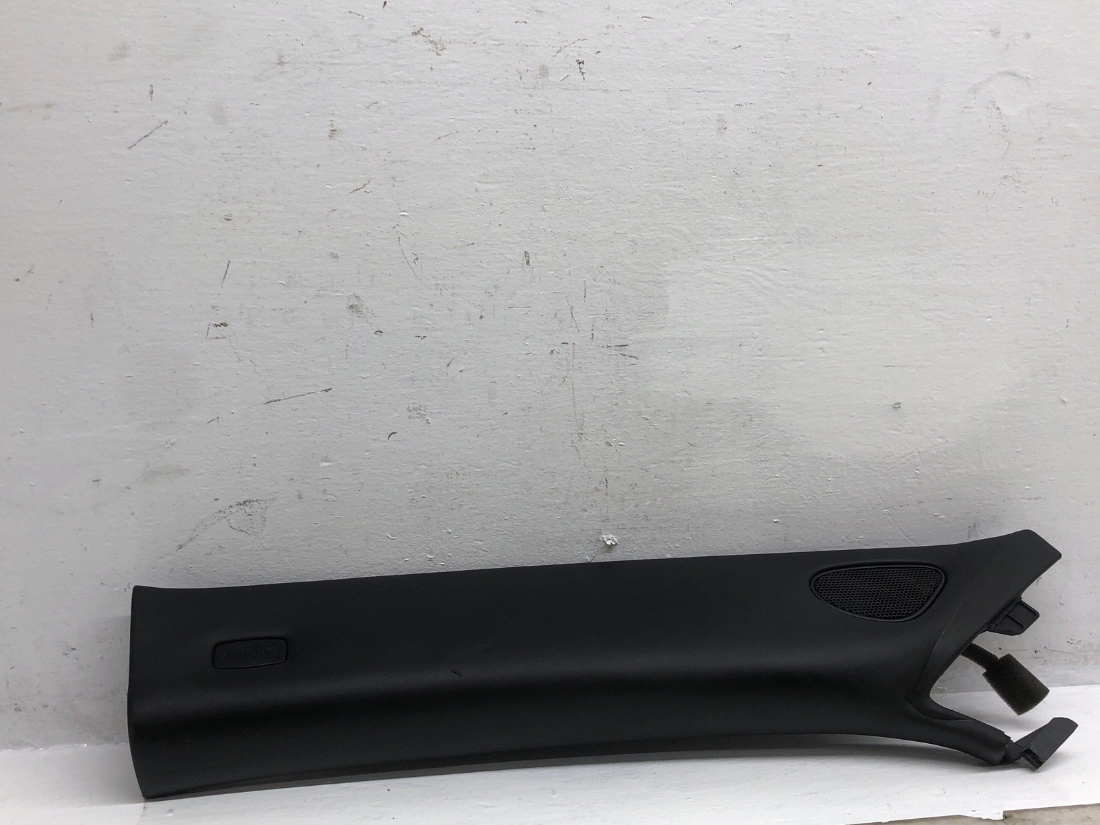 2006-2012 BENTLEY CONTINENTAL LEFT WINDSHIELD A PILLAR PANEL 3W5867457 *INDENTS*