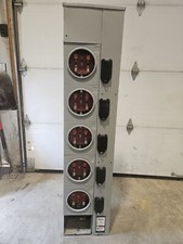 NIB SIEMENS METER SOCKET 5 POSITIONS WMM5UR 1200A 120/240V AC 1PH 3 WIRE