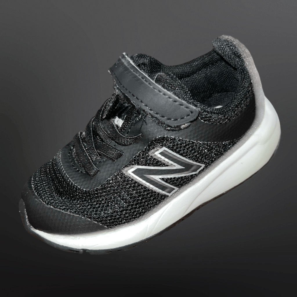 Infant Baby New Balance 545 Running Black/White Sneaker Size 6