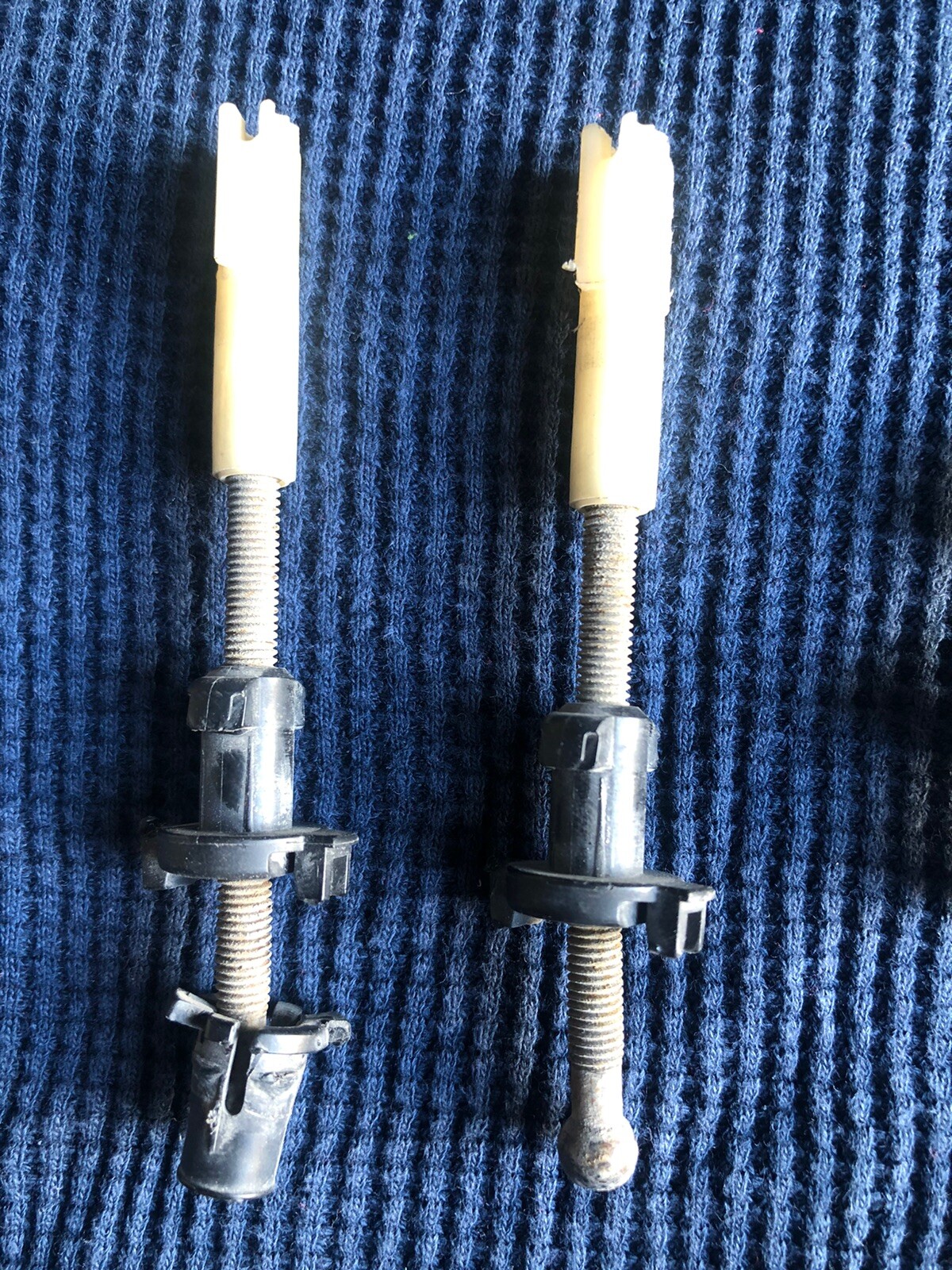 Used BMW E30 Headlight Low Beam ADJUSTING SCREW SET 3 Pieces 318i 320i