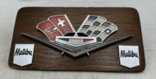 Chevrolet Chevy Malibu Crossed Flags Emblem Badge Wood Promo Desk Paper Weight