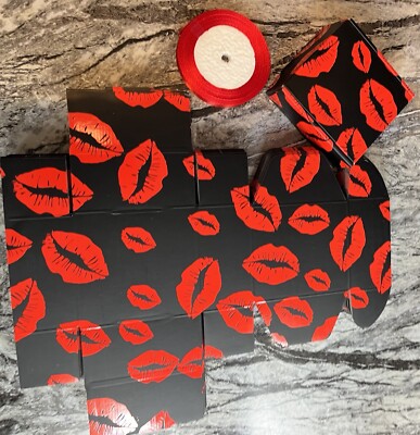 Lip Print Gift Box