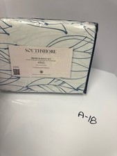 SouthShore Fine Linens King Microfiber 4 Pc New White/blue