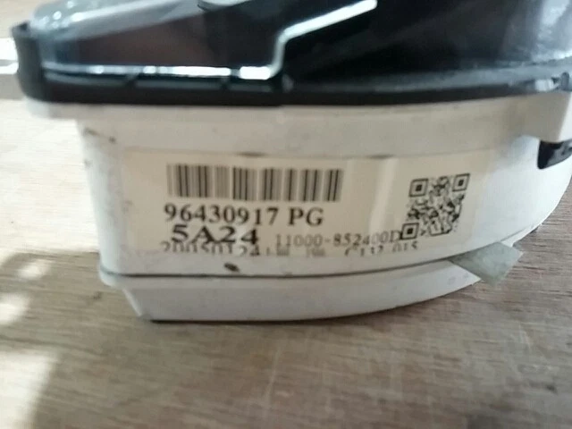 Приборные панели 2005 Chevrolet Forenza Optra Lacetti хэтчбек SX 96430917 - Изображение 4 из 4