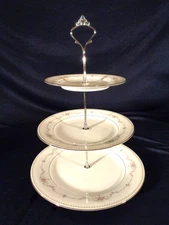 Noritake Fairmont 6102  3 Tier Hostess Tidbit Party Tray Green Dots Pink Roses